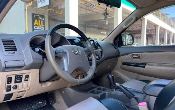 Purple Toyota Fortuner 2012 for sale in Makati-6