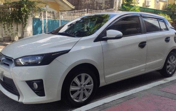 Purple Toyota Yaris 2018 for sale in Automatic-5