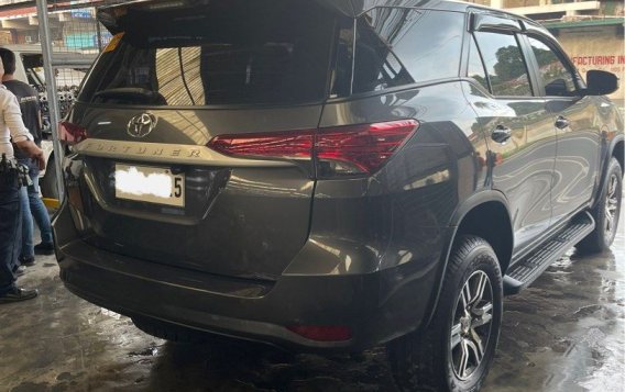 Purple Toyota Fortuner 2022 for sale in Automatic-9