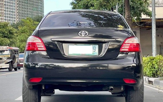 Selling Purple Toyota Vios 2012 in Makati-5