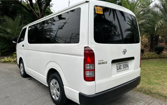 2018 Toyota Hiace  Commuter 3.0 M/T in Las Piñas, Metro Manila-3