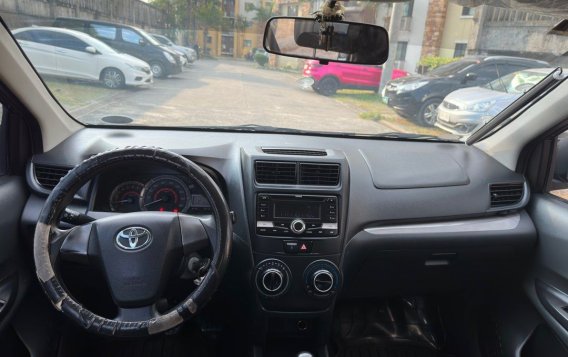 Sell White 2018 Toyota Avanza in Pasig-8