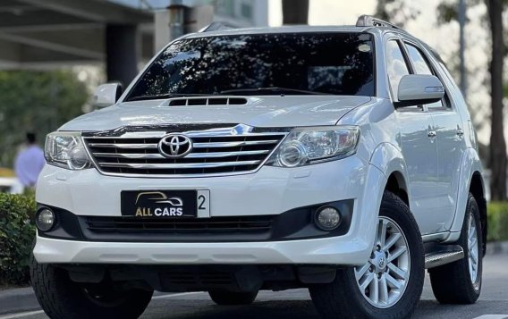 Sell White 2014 Toyota Fortuner in Makati-6