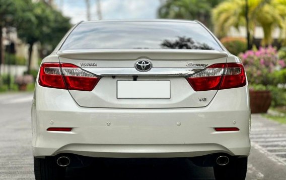 Sell White 2015 Toyota Camry in Manila-3