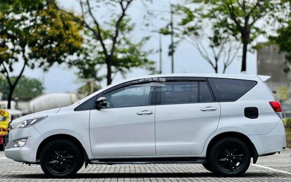 2018 Toyota Innova  2.8 E Diesel MT in Makati, Metro Manila-4
