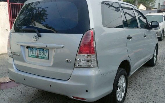 Silver Toyota Innova 2011 for sale in Automatic-4