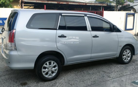 2011 Toyota Innova in Quezon City, Metro Manila-5