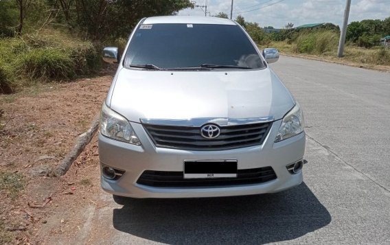 White Toyota Innova 2014 for sale in General Trias-3