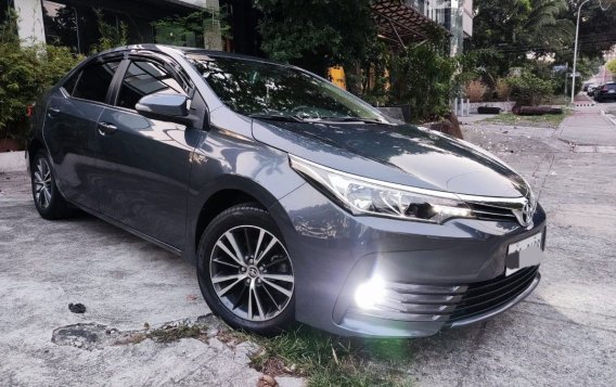 Selling White Toyota Corolla altis 2018 in Quezon City