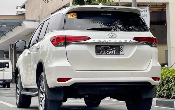 Sell White 2016 Toyota Fortuner in Makati-4