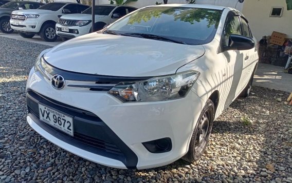 White Toyota Vios 2017 for sale in Pasig-2