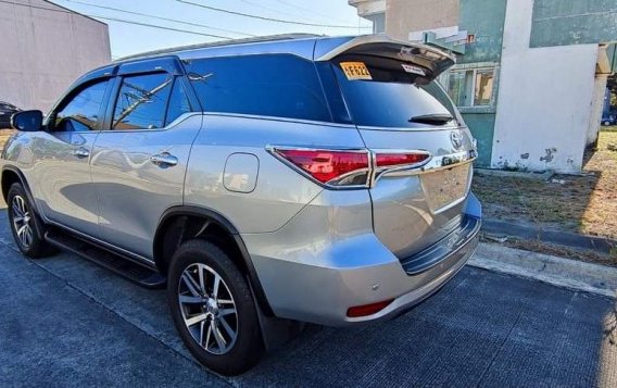 Selling Silver Toyota Fortuner 2018 in Imus-4
