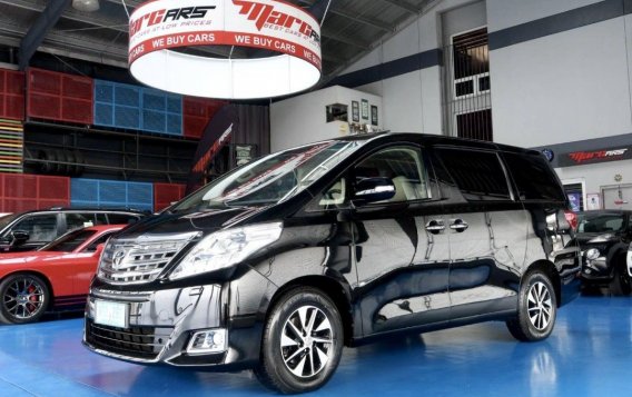 White Toyota Alphard 2013 for sale in Automatic-4