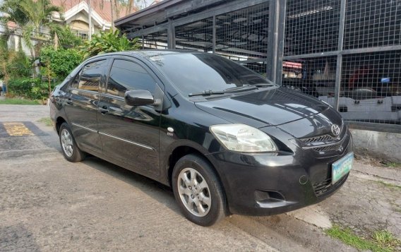 White Toyota Vios 2011 for sale in Quezon City-5