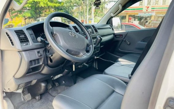 White Toyota Hiace 2018 for sale in Marikina-8