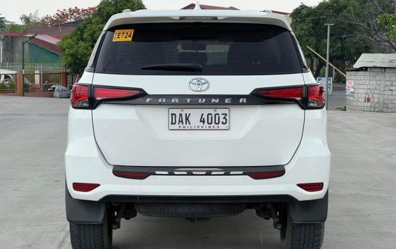 Sell White 2019 Toyota Fortuner in Parañaque-1