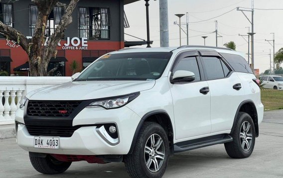Sell White 2019 Toyota Fortuner in Parañaque-3