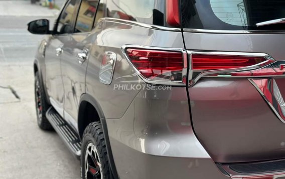 2017 Toyota Fortuner  2.4 G Diesel 4x2 AT in Manila, Metro Manila-9
