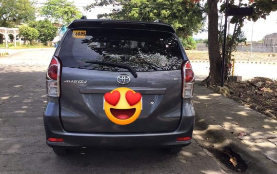 White Toyota Avanza 2014 for sale in Parañaque