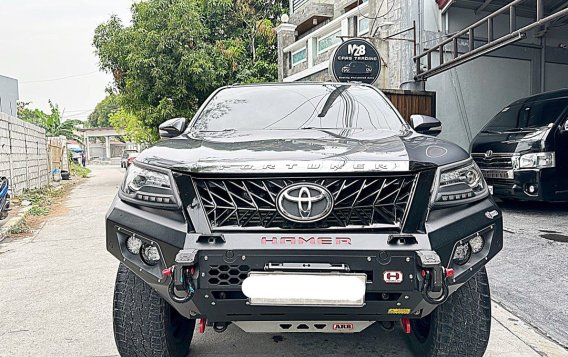 Selling White Toyota Fortuner 2017 in Bacoor