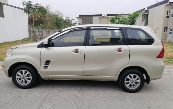 Sell White 2017 Toyota Avanza in Caloocan-3