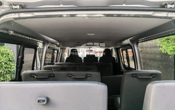 2018 Toyota Hiace  Commuter 3.0 M/T in Manila, Metro Manila-5