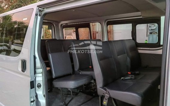 2018 Toyota Hiace  Commuter 3.0 M/T in Manila, Metro Manila-3