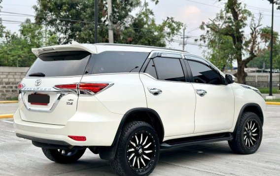 Sell White 2017 Toyota Fortuner in Manila-3