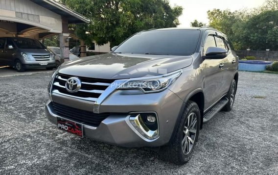 2019 Toyota Fortuner  2.4 V Diesel 4x2 AT in Manila, Metro Manila-2