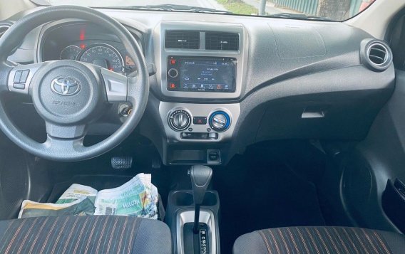 Green Toyota Wigo 2019 for sale in Automatic-8