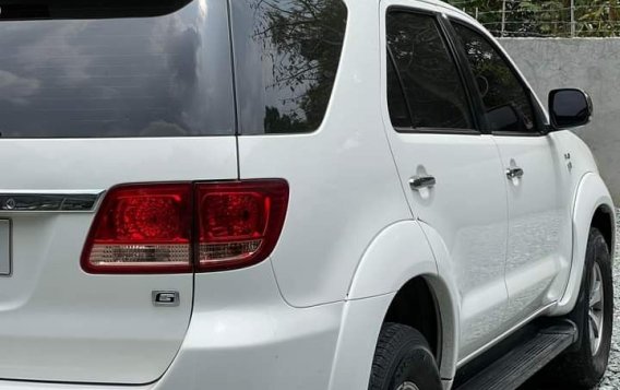 White Toyota Fortuner 2006 for sale in Automatic-4