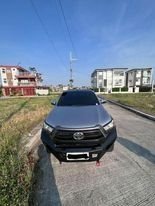 Sell White 2021 Toyota Hilux in Makati-2