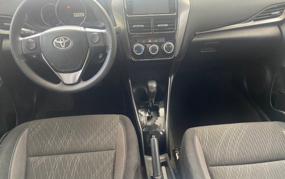 Selling White Toyota Vios 2022 in Quezon City-4