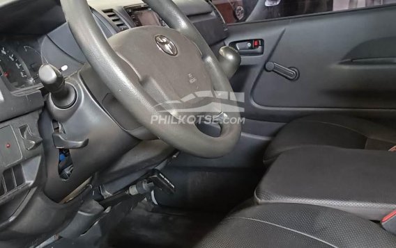 2018 Toyota Hiace in Cainta, Rizal-2