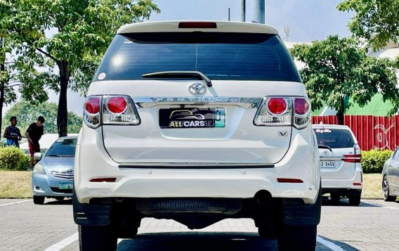 2014 Toyota Fortuner in Makati, Metro Manila-3