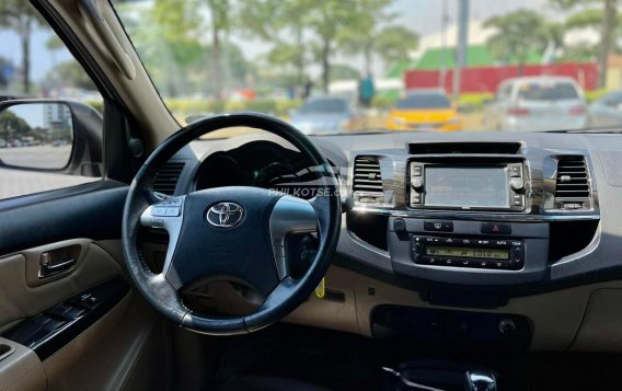 2014 Toyota Fortuner in Makati, Metro Manila-14