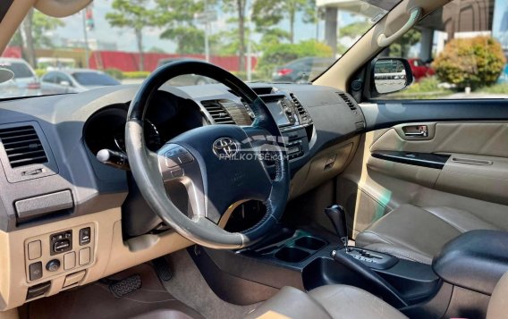 2014 Toyota Fortuner in Makati, Metro Manila-16