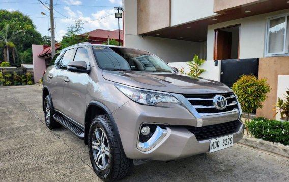 Bronze Toyota Fortuner 2016 for sale in Automatic