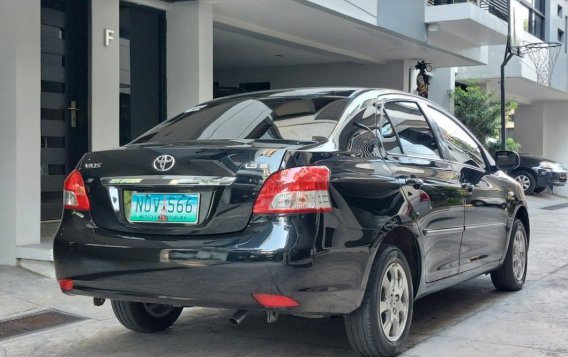 White Toyota Vios 2011 for sale in Quezon City-3