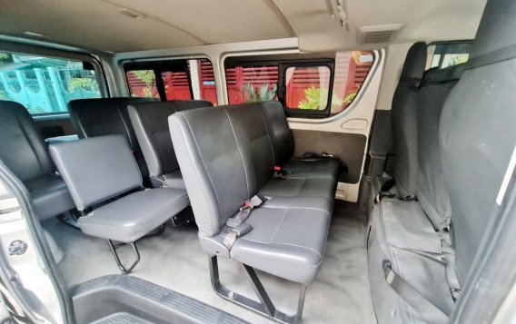 Selling White Toyota Hiace 2016 in Bacoor-6