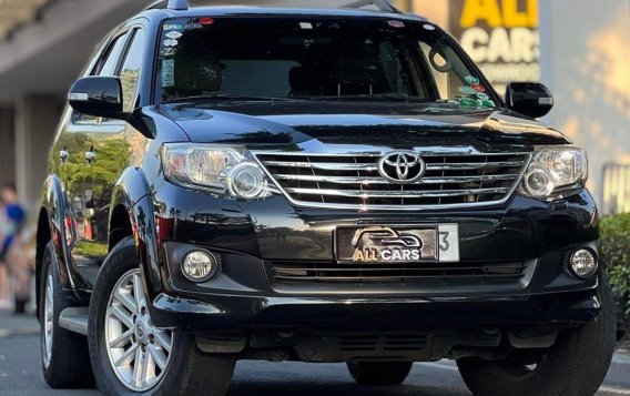 White Toyota Fortuner 2012 for sale in Makati