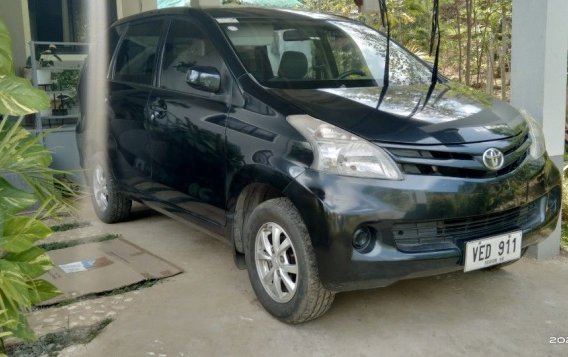 Sell White 2012 Toyota Avanza in Bacoor-2