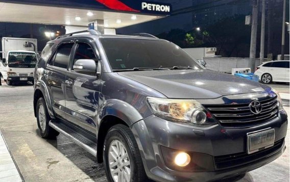 Green Toyota Fortuner 2012 for sale in Automatic-3