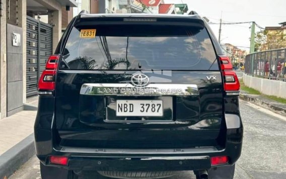 2018 Toyota Land Cruiser Prado 4.0 4x4 AT (Gasoline) in Manila, Metro Manila-5