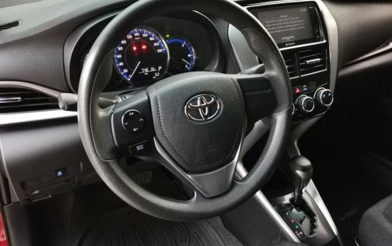 Selling White Toyota Vios 2018 in Quezon City-9