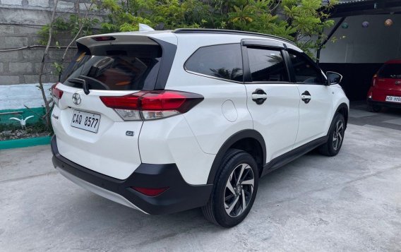 White Toyota Rush 2020 for sale in Automatic-4