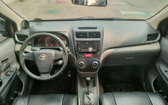 White Toyota Avanza 2012 for sale in Automatic-5