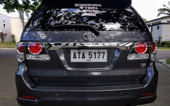 White Toyota Fortuner 2015 for sale in Quezon City-3