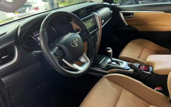 Bronze Toyota Fortuner 2018 for sale in Automatic-7