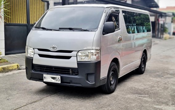 2016 Toyota Hiace  Commuter 3.0 M/T in Bacoor, Cavite-5